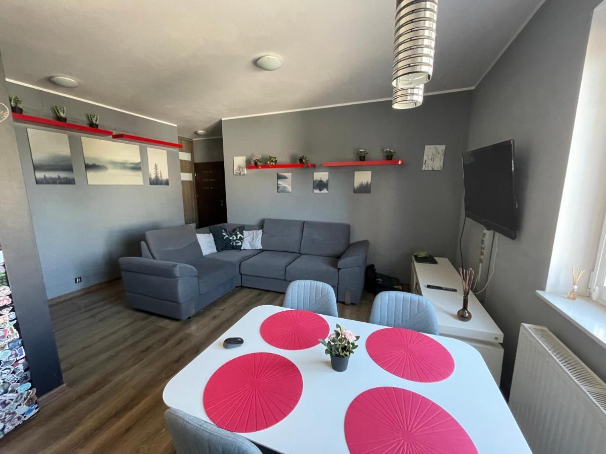 Gdynia Apartament 42 M Z Miejscem W Garazu Z Winda Blisko Centrum I Morza Extérieur photo