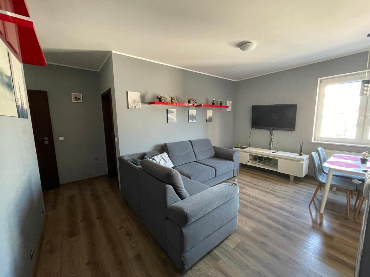 Gdynia Apartament 42 M Z Miejscem W Garazu Z Winda Blisko Centrum I Morza Extérieur photo