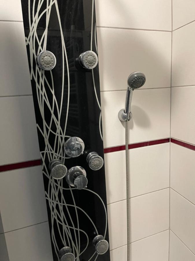 Gdynia Apartament 42 M Z Miejscem W Garazu Z Winda Blisko Centrum I Morza Extérieur photo