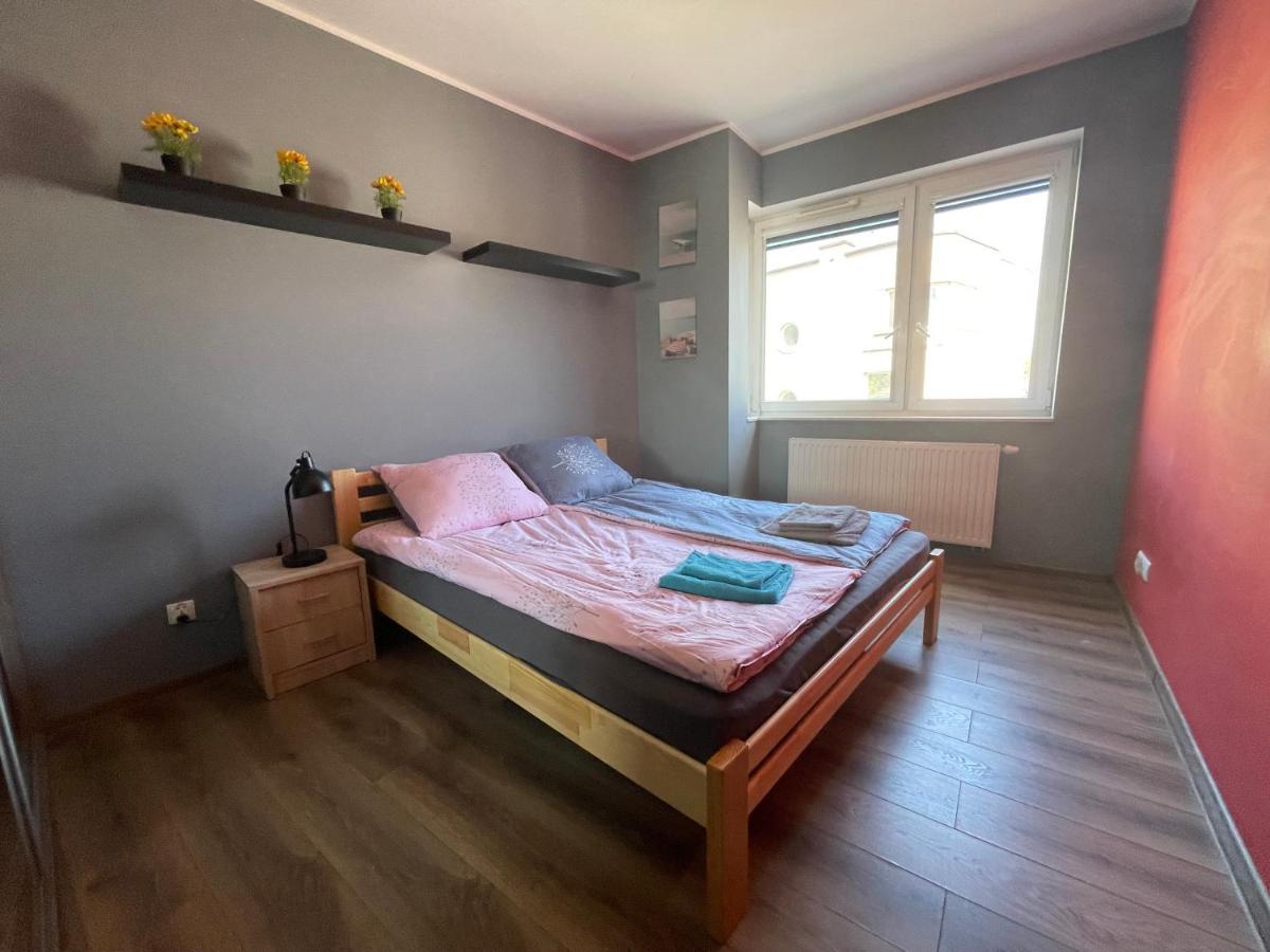 Gdynia Apartament 42 M Z Miejscem W Garazu Z Winda Blisko Centrum I Morza Extérieur photo