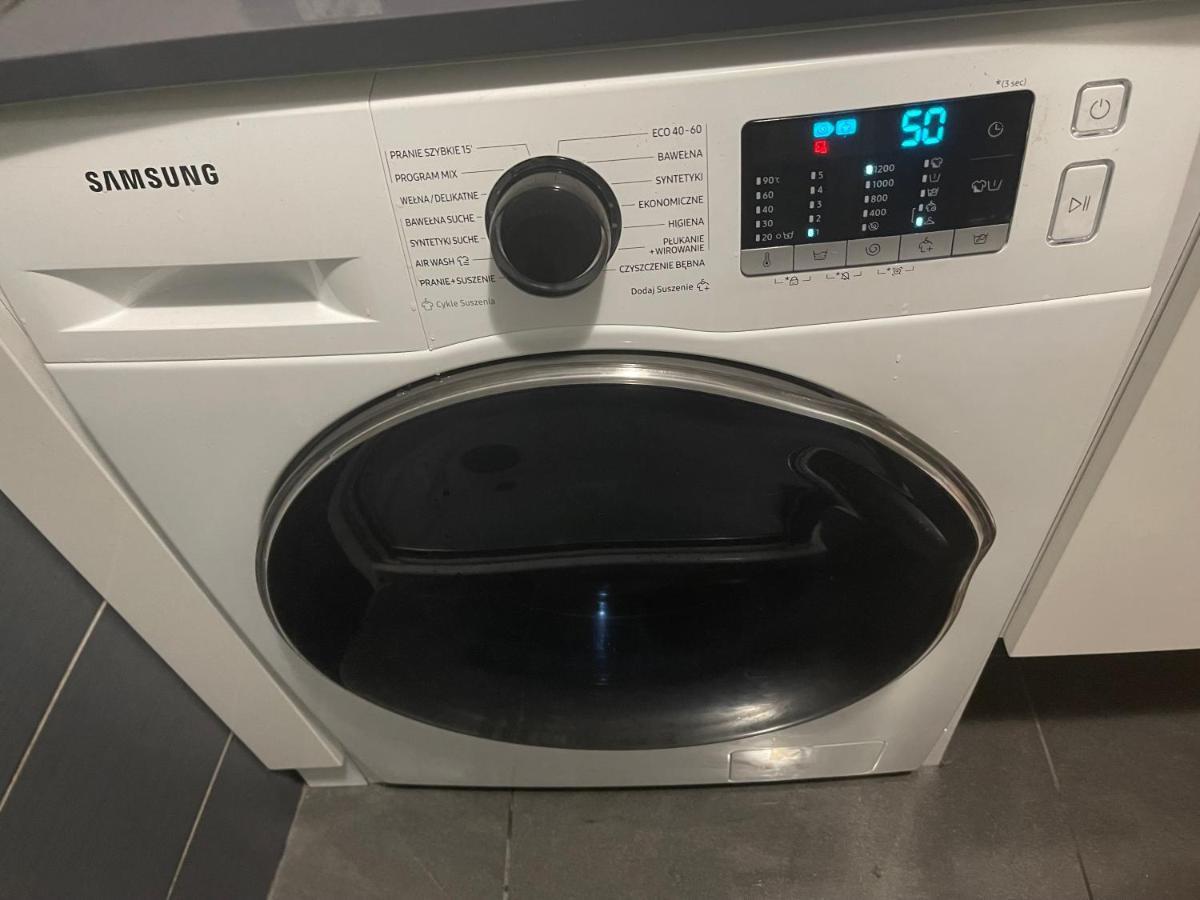 Gdynia Apartament 42 M Z Miejscem W Garazu Z Winda Blisko Centrum I Morza Extérieur photo